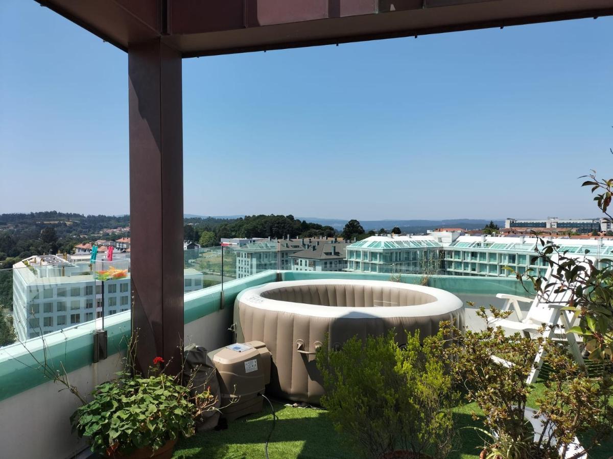 Preciosa Habitacion Suite En Atico Con Terraza Santiago de Compostela Eksteriør bilde